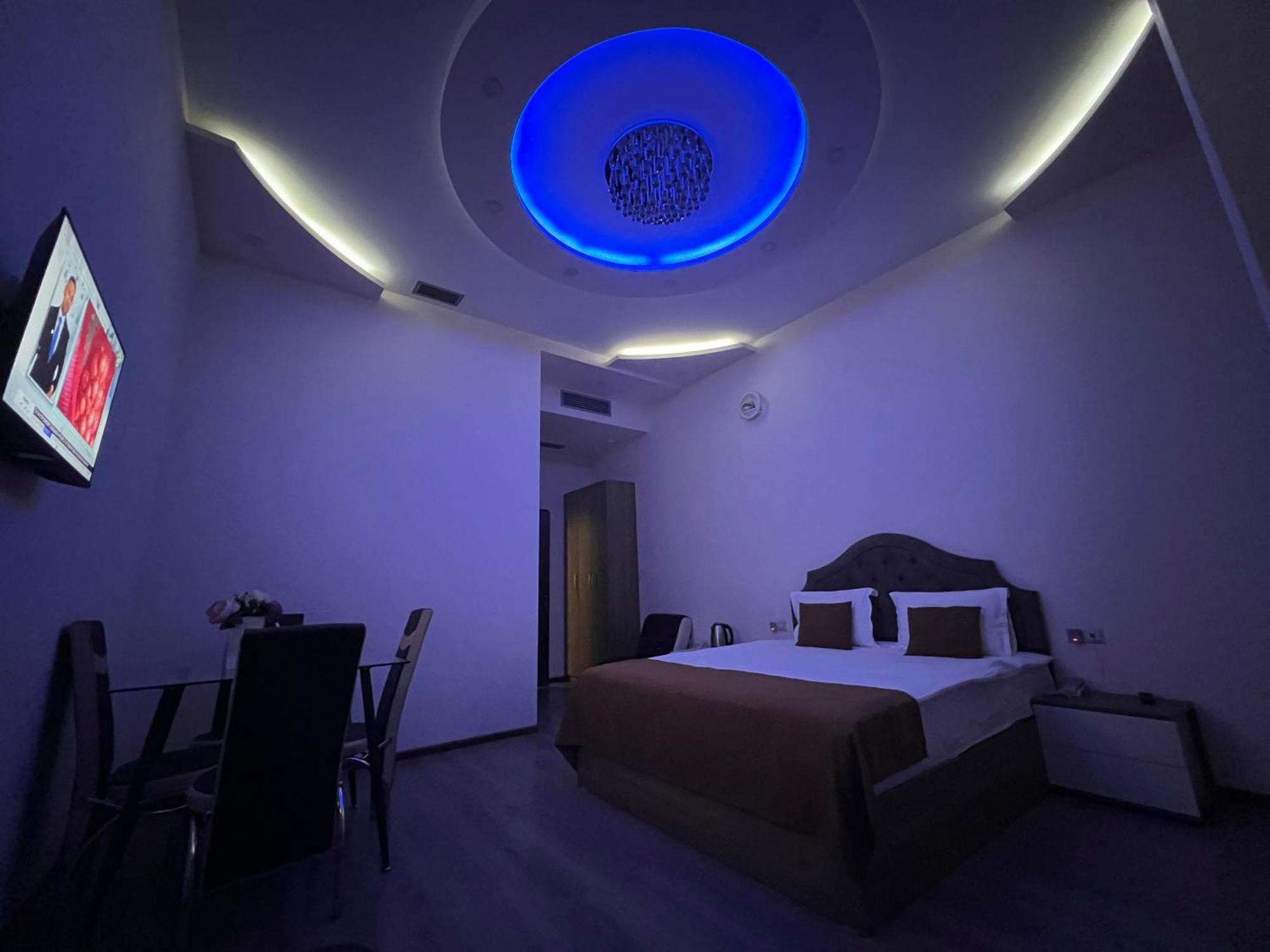 Hotel Fleur Yerevan Exterior photo